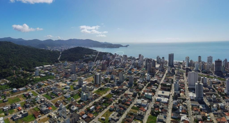 Imagem Apartamento com 2 Quartos à Venda, 65 m² em Morretes - Itapema