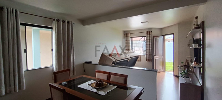 Imagem Casa com 2 Quartos à Venda, 105 m² em Santa Cruz - Guarapuava Imagem Casa com 2 Quartos à Venda, 105 m² em Santa Cruz - Guarapuava
