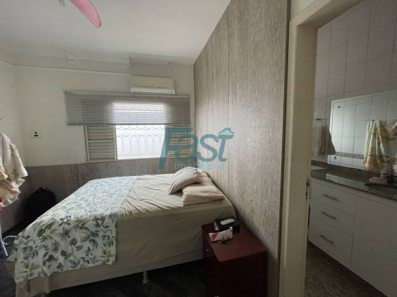 Imagem Casa com 3 Quartos à Venda, 475 m² em Jardim Itália - Cuiabá
