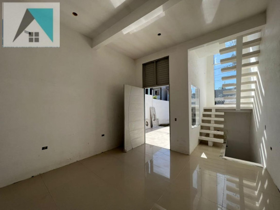 Imagem Casa com 5 Quartos à Venda, 400 m² em Chácara Jaguari (fazendinha) - Santana De Parnaíba Imagem Casa com 5 Quartos à Venda, 400 m² em Chácara Jaguari (fazendinha) - Santana De Parnaíba