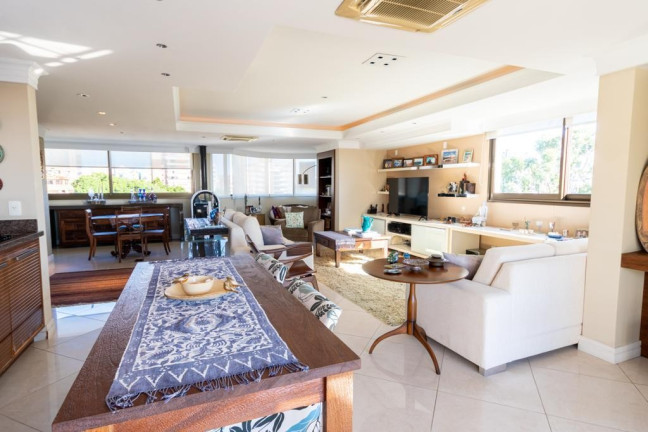 Imóvel com 3 Quartos à Venda, 278 m² em Auxiliadora - Porto Alegre