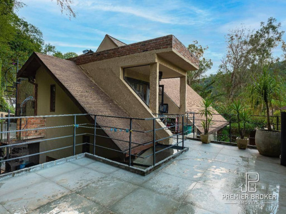 Imagem Casa com 3 Quartos à Venda, 180 m² em Parque Do Imbui - Teresópolis Imagem Casa com 3 Quartos à Venda, 180 m² em Parque Do Imbui - Teresópolis