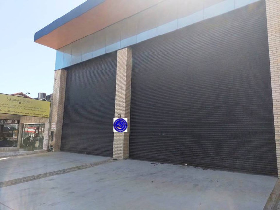 Imóvel Comercial para Alugar, 450 m² em Vila Capri - Araruama