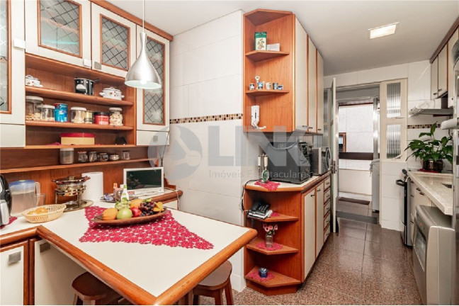 Imagem Imóvel com 3 Quartos à Venda, 227 m² em Bela Vista - Porto Alegre