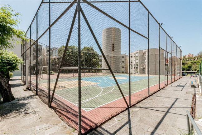Imóvel com 2 Quartos à Venda,  em Jardim Itu - Porto Alegre