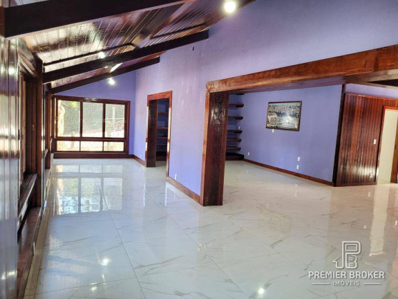 Imagem Casa com 4 Quartos à Venda, 310 m² em Albuquerque - Teresópolis Imagem Casa com 4 Quartos à Venda, 310 m² em Albuquerque - Teresópolis