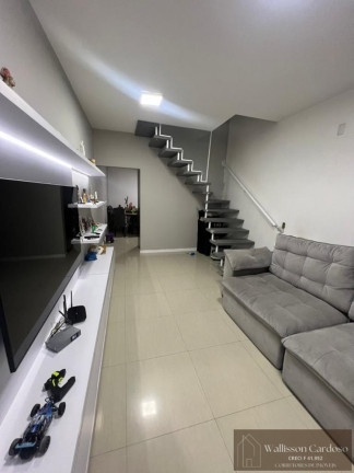Imagem Sobrado com 2 Quartos à Venda, 105 m² em Rio Pequeno - Camboriú