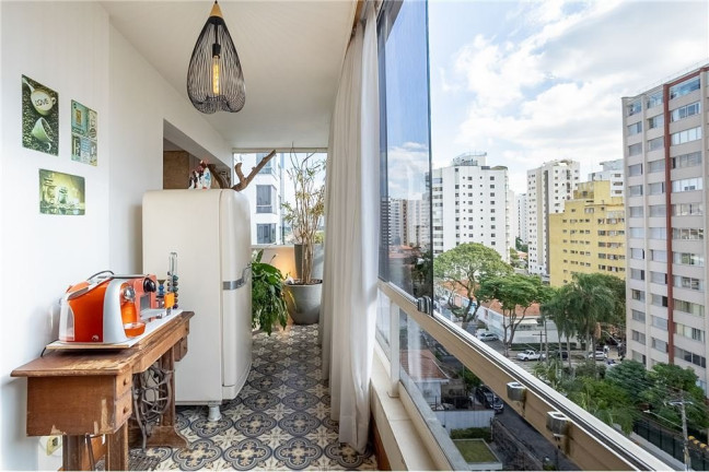Imagem Apartamento com 3 Quartos à Venda, 208 m² em Moema - São Paulo