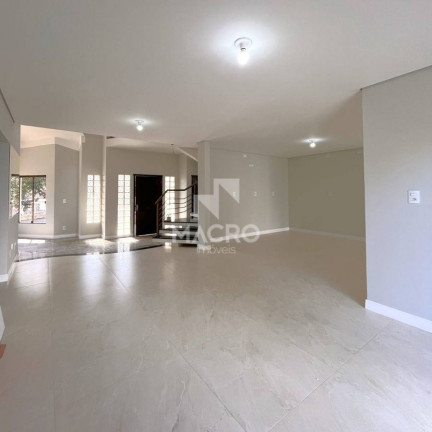 Imagem Casa com 3 Quartos à Venda, 229 m² em Vila Nova - Jaraguá Do Sul