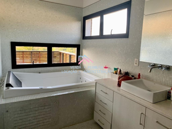 Imagem Casa com 3 Quartos para Alugar, 420 m² em Medeiros - Jundiaí