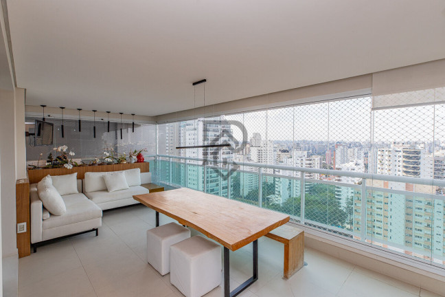 Apartamento com 3 Quartos à Venda, 151 m² em Campo Belo - São Paulo