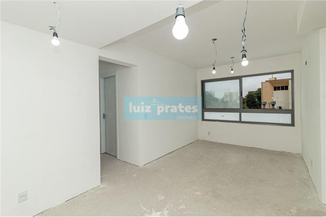 Imagem Apartamento com 2 Quartos à Venda, 61 m² em Passo Da Areia - Porto Alegre