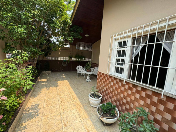 Imagem Casa com 3 Quartos à Venda, 288 m² em Dom Pedro - Manaus Imagem Casa com 3 Quartos à Venda, 288 m² em Dom Pedro - Manaus