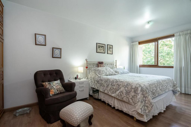 Imagem Apartamento com 3 Quartos à Venda, 226 m² em Petrópolis - Porto Alegre