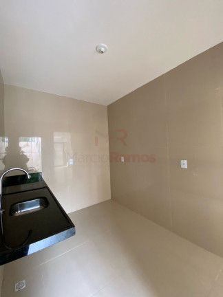 Imagem Casa com 4 Quartos à Venda, 125 m² em Messejana - Fortaleza
