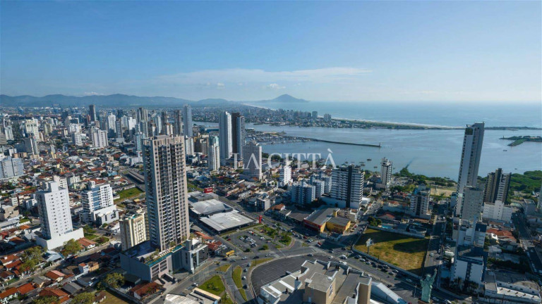 Imagem Apartamento com 2 Quartos à Venda, 68 m² em Centro - Itajaí Imagem Apartamento com 2 Quartos à Venda, 68 m² em Centro - Itajaí
