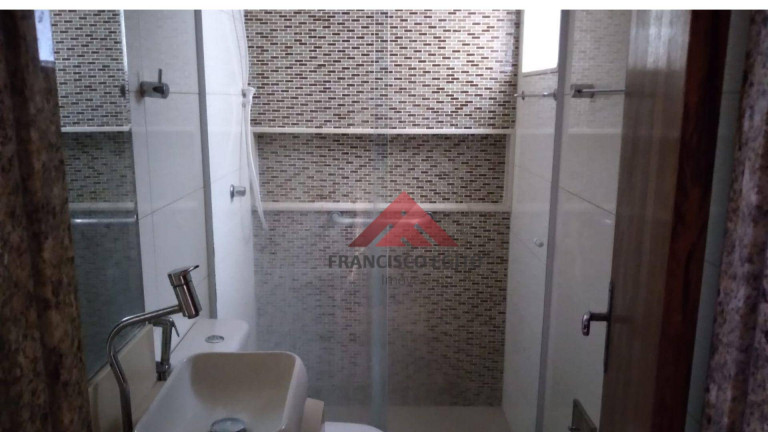 Imagem Casa com 3 Quartos à Venda, 150 m² em Barro Vermelho - São Gonçalo Imagem Casa com 3 Quartos à Venda, 150 m² em Barro Vermelho - São Gonçalo