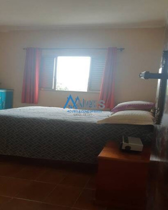 Imagem Sobrado com 3 Quartos à Venda, 254 m² em Jardim Teles De Menezes - Santo André