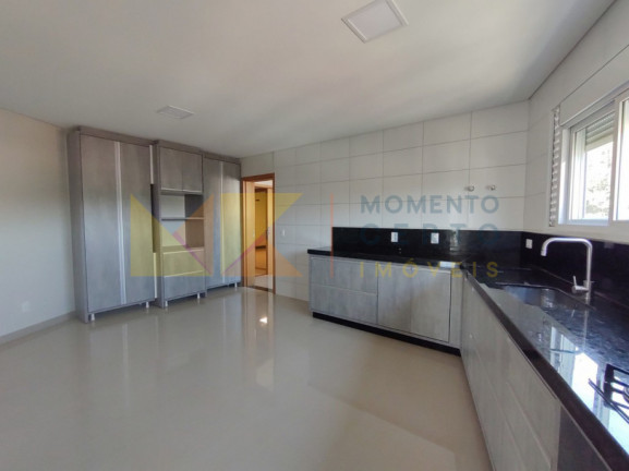 Imagem Apartamento com 4 Quartos à Venda, 210 m² em Velha - Blumenau