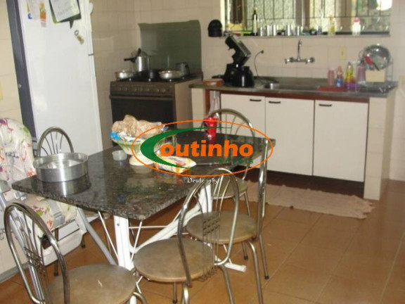 Imagem Casa com 3 Quartos à Venda, 199 m² em Tijuca - Rio De Janeiro Imagem Casa com 3 Quartos à Venda, 199 m² em Tijuca - Rio De Janeiro