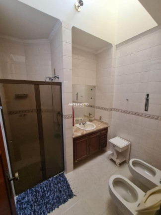 Imagem Casa com 5 Quartos à Venda, 282 m² em Centro - Franca