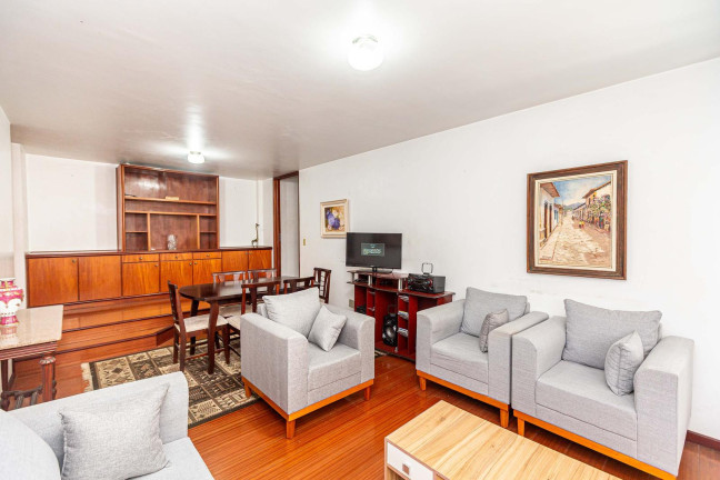 Imagem Apartamento com 4 Quartos à Venda, 110 m² em Juvevê - Curitiba