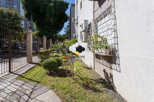 Imagem Cobertura com 2 Quartos à Venda, 80 m² em Passo Da Areia - Porto Alegre Imagem Cobertura com 2 Quartos à Venda, 80 m² em Passo Da Areia - Porto Alegre