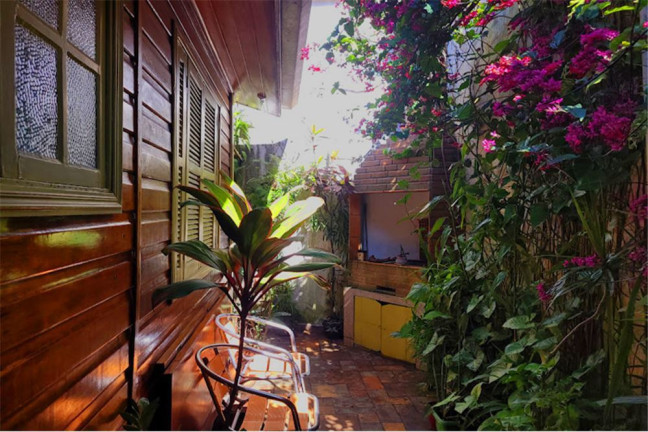 Imagem Casa com 3 Quartos à Venda, em Jardim Petrópolis - São Paulo Imagem Casa com 3 Quartos à Venda, em Jardim Petrópolis - São Paulo