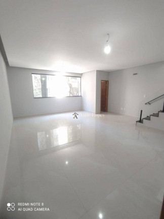 Imagem Casa com 3 Quartos à Venda, 200 m² em Boqueirão - Santos Imagem Casa com 3 Quartos à Venda, 200 m² em Boqueirão - Santos