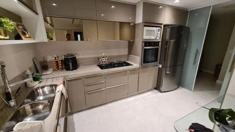 Imagem Apartamento com 3 Quartos à Venda, 120 m² em Praia Da Costa - Vila Velha Imagem Apartamento com 3 Quartos à Venda, 120 m² em Praia Da Costa - Vila Velha