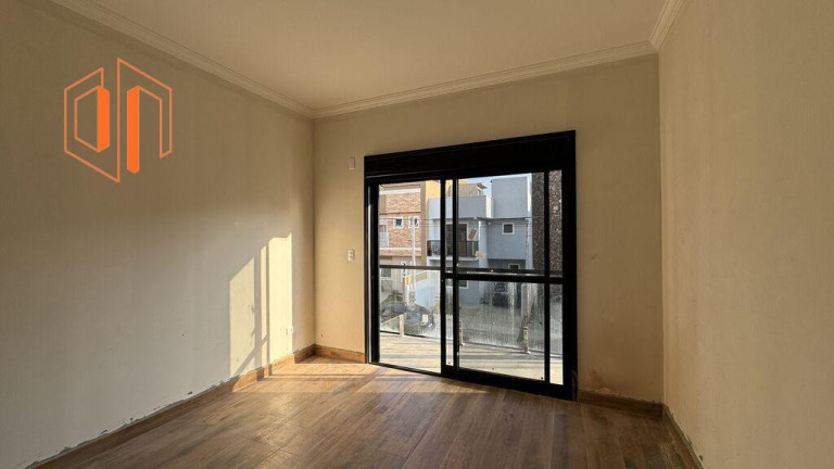Imagem Sobrado com 3 Quartos à Venda, 112 m² em Pinheirinho - Curitiba