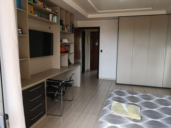 Imagem Casa com 3 Quartos à Venda, 210 m² em Cidade Industrial De Curitiba - Curitiba Imagem Casa com 3 Quartos à Venda, 210 m² em Cidade Industrial De Curitiba - Curitiba