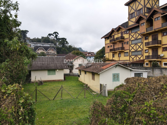 Imagem Imóvel com 2 Quartos à Venda, 341 m² em Região Do Jaguaribe - Campos Do Jordão Imagem Imóvel com 2 Quartos à Venda, 341 m² em Região Do Jaguaribe - Campos Do Jordão