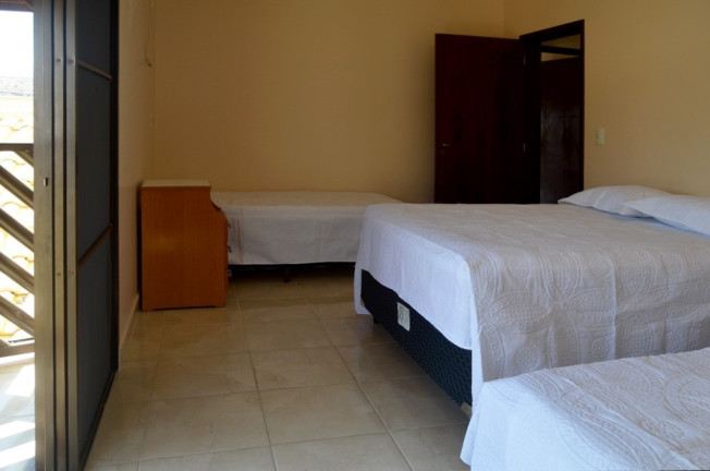 Imagem Casa com 4 Quartos à Venda, em Parque Turistico - Peruíbe Imagem Casa com 4 Quartos à Venda, em Parque Turistico - Peruíbe