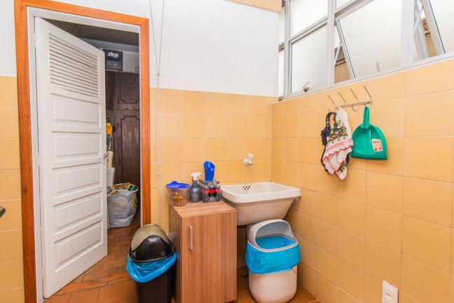 Imagem Apartamento com 3 Quartos à Venda, 151 m² em Independência - Porto Alegre