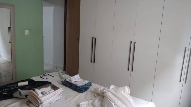Imagem Casa com 2 Quartos à Venda,  em Taboão - Diadema