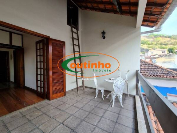 Casa com 7 Quartos à Venda, 371 m² em Rocha - Rio De Janeiro
