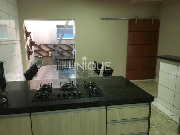 Imagem Casa com 3 Quartos à Venda, 254 m² em Jardim Pérola - Itupeva