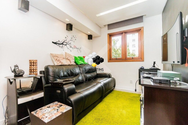 Imagem Apartamento com 3 Quartos à Venda, 132 m² em Auxiliadora - Porto Alegre Imagem Apartamento com 3 Quartos à Venda, 132 m² em Auxiliadora - Porto Alegre