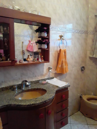 Imagem Casa com 5 Quartos à Venda, 243 m² em Vila Bastos - Santo André Imagem Casa com 5 Quartos à Venda, 243 m² em Vila Bastos - Santo André