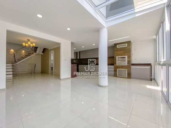 Imagem Casa com 4 Quartos à Venda, 320 m² em Alto - Teresópolis Imagem Casa com 4 Quartos à Venda, 320 m² em Alto - Teresópolis
