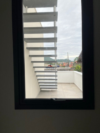 Imagem Sobrado com 3 Quartos à Venda, 180 m² em São João Do Rio Vermelho - Florianópolis