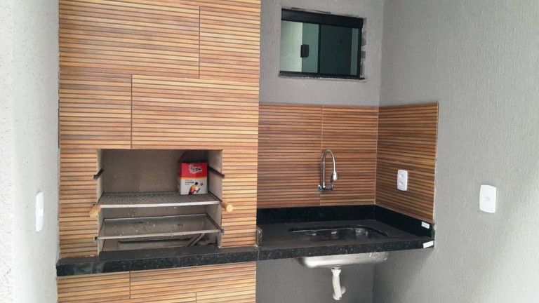 Imagem Casa com 3 Quartos à Venda, 110 m² em Goiânia