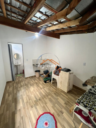 Imagem Casa com 2 Quartos à Venda, 115 m² em Jardim Araucária - Mogi Guaçu Imagem Casa com 2 Quartos à Venda, 115 m² em Jardim Araucária - Mogi Guaçu