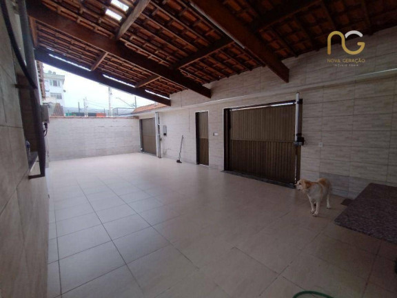 Imagem Casa com 4 Quartos à Venda, 220 m² em Tupi - Praia Grande