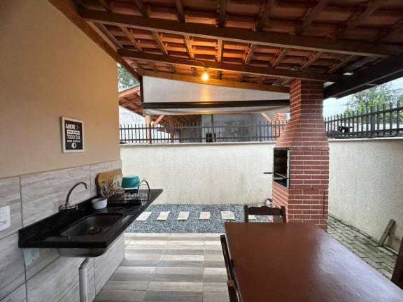 Imagem Casa com 2 Quartos à Venda, 69 m² em Pinheiros - Balneário Barra Do Sul