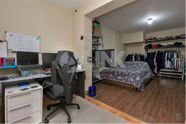 Imagem Apartamento com 1 Quarto à Venda, 75 m² em Farroupilha - Porto Alegre Imagem Apartamento com 1 Quarto à Venda, 75 m² em Farroupilha - Porto Alegre