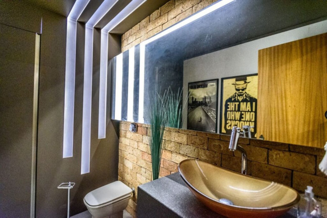Imagem Imóvel com 3 Quartos à Venda, 241 m² em Jardim Lindóia - Porto Alegre Imagem Imóvel com 3 Quartos à Venda, 241 m² em Jardim Lindóia - Porto Alegre