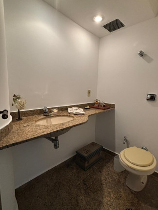 Imagem Imóvel com 2 Quartos à Venda, 218 m² em Vila Madalena - São Paulo Imagem Imóvel com 2 Quartos à Venda, 218 m² em Vila Madalena - São Paulo