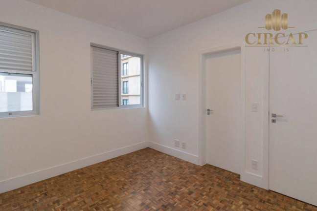 Imagem Apartamento com 3 Quartos à Venda, 126 m² em Jardim Europa - São Paulo Imagem Apartamento com 3 Quartos à Venda, 126 m² em Jardim Europa - São Paulo